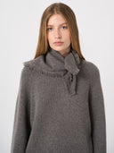 REPEAT SCARF ROCK