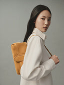 JACQUEMUS LE BAMBINO CHAINE SUEDE CAMEL
