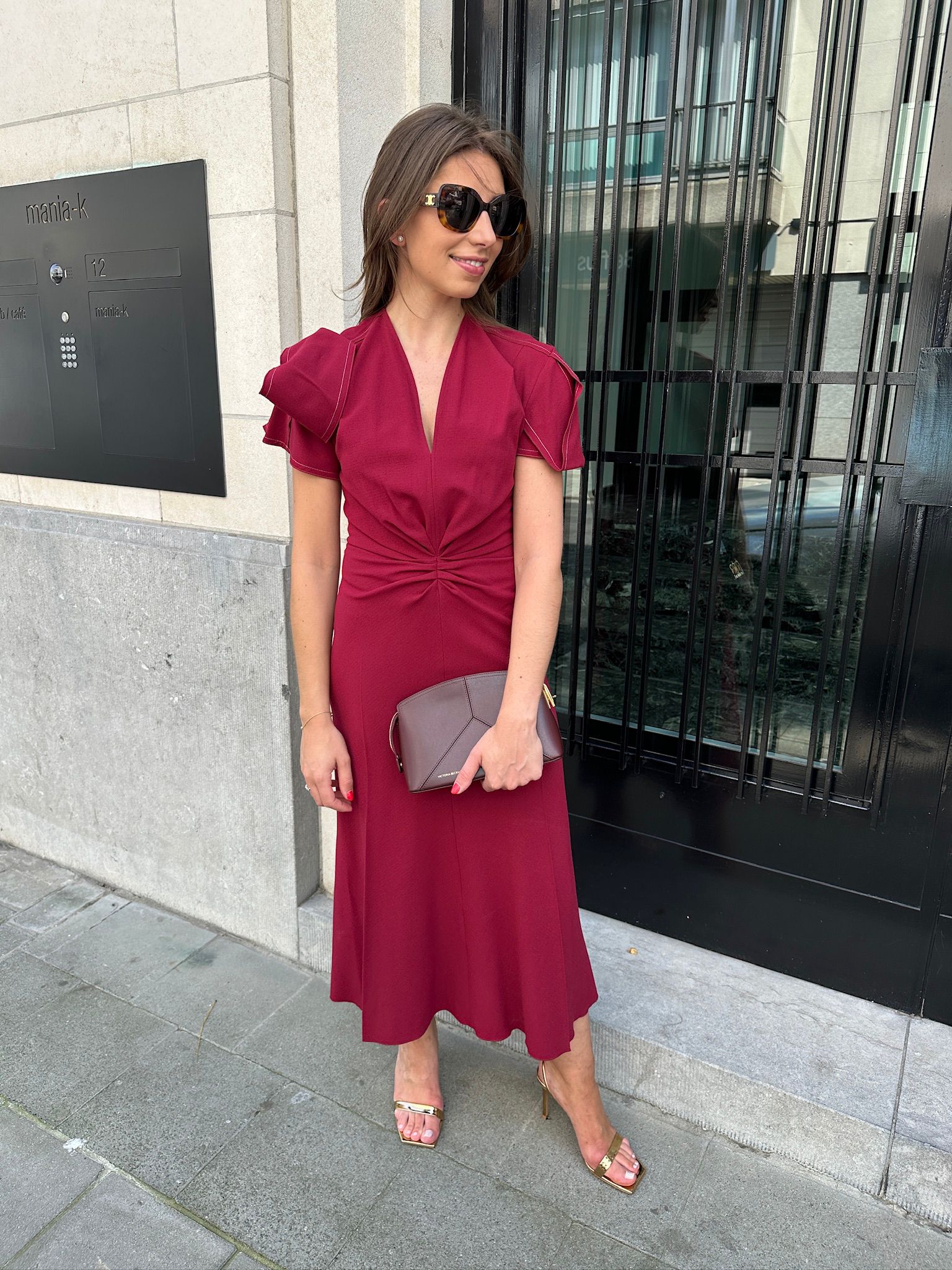 VICTORIA BECKHAM GATHERED V-NECK DRESS OXBLOOD RED – mania-k webshop