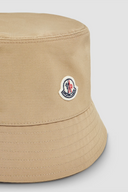 MONCLER BUCKET HAT LOGO BEIGE