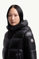 MONCLER SERITTE SHORT DOWN JACKET BLACK