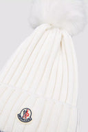 MONCLER BEANIE ECRU